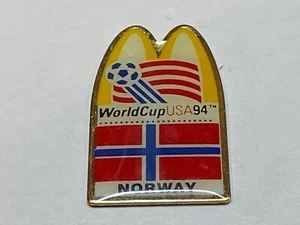 Vintage McDonalds 1994 World Cup Soccer USA Vest Hat Lapel Pin Team Norway Flag - Picture 1 of 2