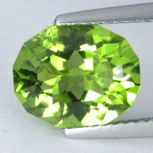 Splendido peridoto naturale 3,32 cts 10,5 x 8,5 mm collezione taglio personalizzato ovale gemma sciolta - Foto 1 di 4