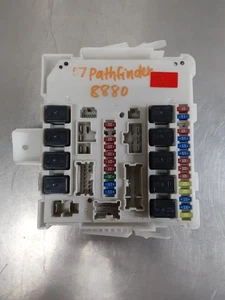 2006-2008 Nissan Pathfinder IPDM Module Controller Fuse Box Assembly 284B6-ZE00C - Bild 1 von 15