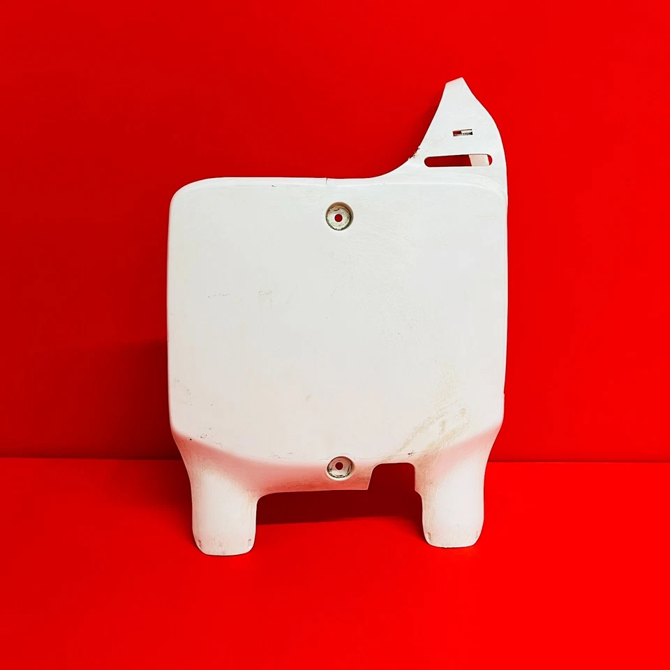 RM250 FRONT NUMBER PLATE PLASTICS GENUINE OEM SUZUKI RM 250 (1996-2000) - Image 1 of 4