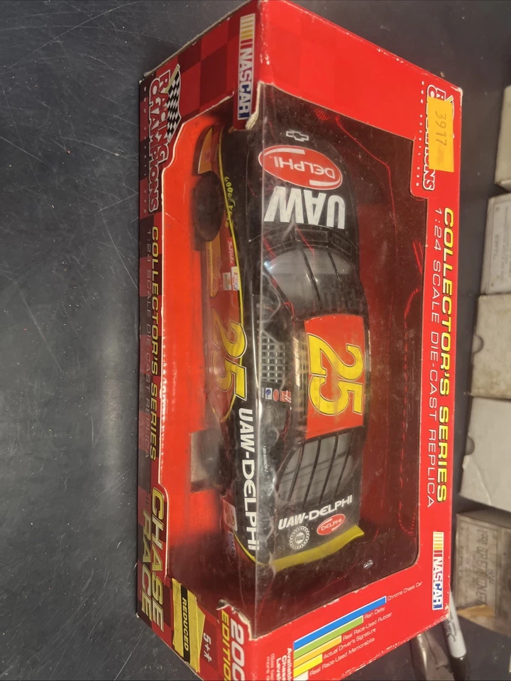 Racing Champions 2002 Jerry Nadeau #25 UAW Delphi Chase the Race NASCAR Foto 1 de 4