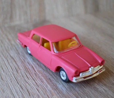 Alfa Romeo 2600 Berlina Mebetoys remake 1:43 - Image 1 of 4