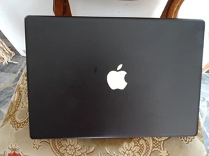 Apple Mac Macbook 13" A1181 black . Upgraded. Ben Funzionante. - Foto 1 di 13