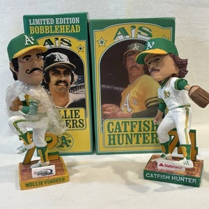 ROLLIE FINGERS & CATFISH HUNTER 1972-1974 Oakland A's World Series Bobbleheads - Bild 1 von 12