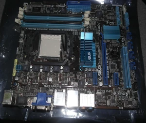 ASUS M4A88TD-M EVO/USB3  AM3 - Picture 1 of 19
