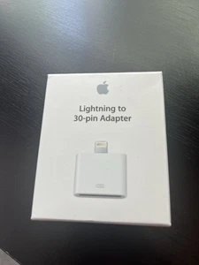 Apple OEM 8-pin Lightning to 30-pin Adapter, White - Picture 1 of 3