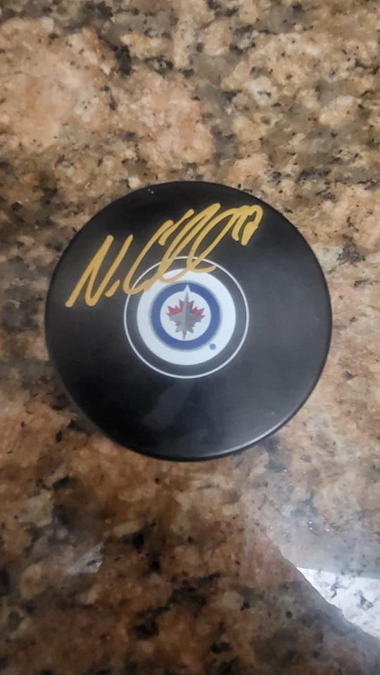 Autógrafo firmado por Nikolaj Ehlers Winnipeg Jets Puck Nhl Foto 1 de 1