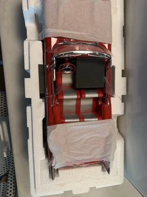 Danbury 1957 Chevrolet Bel Air conversível escala 1/12 vermelho perfeito com caixa e suporte - Imagem 1 de 4