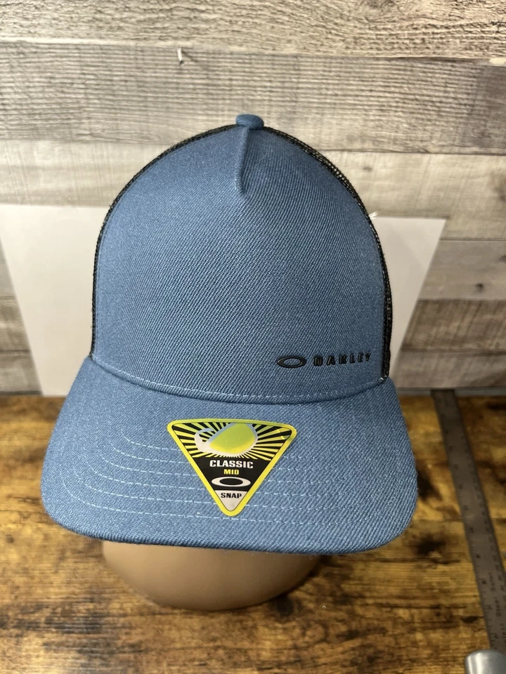 Oakley Men's Chalten Hat Cap Snapback Mesh Trucker Blue Indigo OSFA Golf - Image 1 of 4