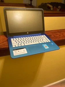 Blue HP Laptop for sale-For parts only all parts included selling whole laptop - Picture 1 of 3
