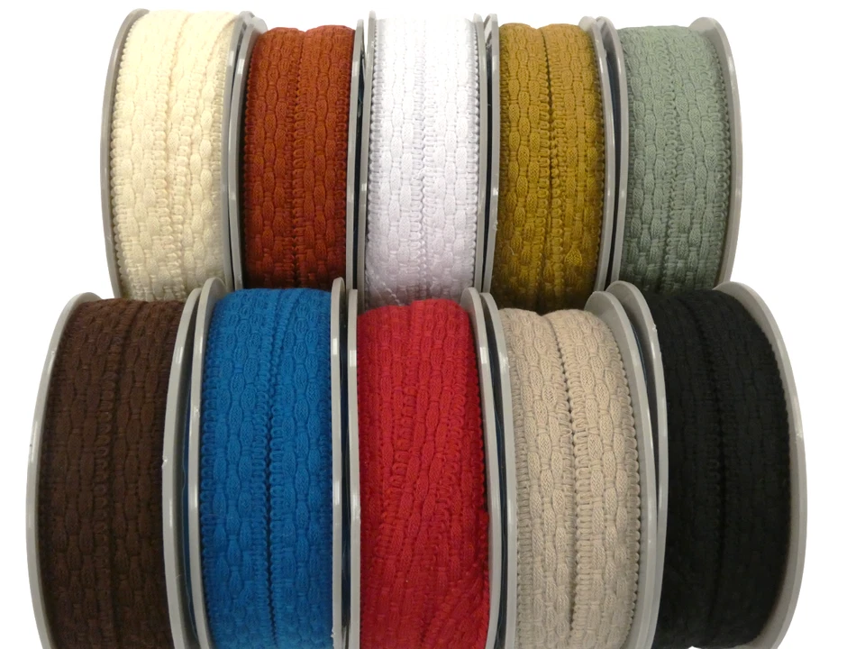 Gimp Braid Edge Trim for Upholstery Lampshades Cushions in 10 Colours 20mm Wide - Image 1 of 1