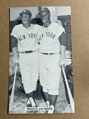 Vintage J.D. McCarthy Baseball Postcard with Mickey Mantle and Roger Maris - Imagem 1 de 3
