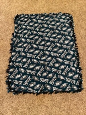 Fleece Blanket Throw Tie Blanket Sports Theme Eagles Bedding - Image 1 of 2