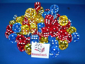 NUEVOS 12 DADOS ACRÍLICOS AMARILLOS ROJOS Y AZULES 16MM 3 COLORES 4 DE CADA COLOR - Imagen 1 de 10