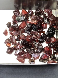 110 Carat Garnet Rhodolite￼ Facet Rough & Crystal From Africa No Hearted - Picture 1 of 18
