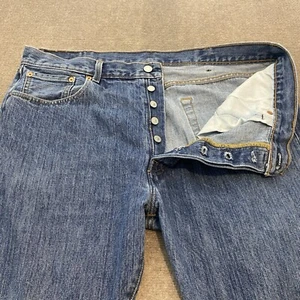 Levis 501 Jeans Mens Size 38x34 Button Fly Faded Blue Distressed Denim Classic - Picture 1 of 11
