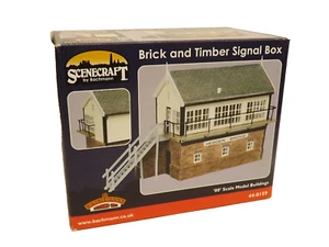 Bachmann Scenecraft 44-0159 Brick And Timber Signal Box (OO Gauge) Boxed Y105 - Picture 1 of 2