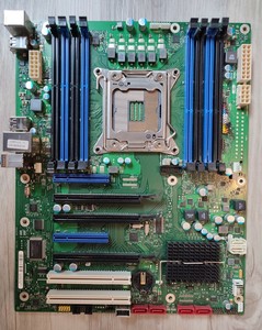Fujitsu D3128-A15 GS1 Mainboard für CELSIUS M720