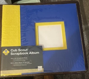 Cub Scout Scrapbook Album 12 by 12 with 10 Protector Pages. Me And My Big Idea. - Picture 1 of 6