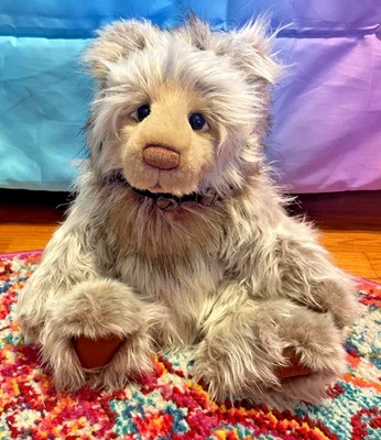 2018 Charlie Bears Bumble Bee, 15", Gray/Beige Coloring, bell Collar - Image 1 of 4