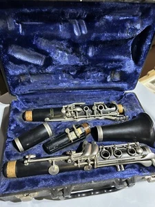 Vtg ARMSTRONG Co Elkhart Ind Wood Composite Clarinet w/Case - Picture 1 of 8