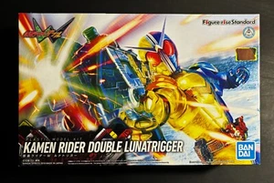 BANDAI 5058196 FIGURE-RISE STANDARD - KAMEN RIDER DOUBLE LUNATRIGGER - 1/12 KIT - Foto 1 di 8
