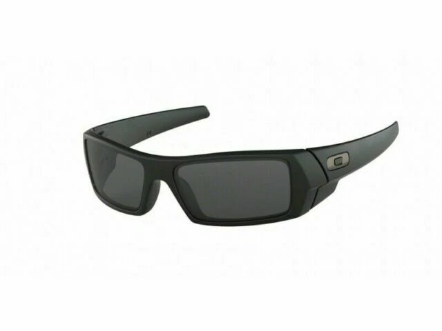 Oakley 03-473 Gascan Matte Rectangular Sunglasses 60mm - Black/Gray