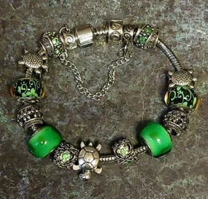 By "LOVE" - Beautiful 925 Sterling Silver GREEN 16 Charm Bracelet  7.5" Perfect! - Picture 1 of 4