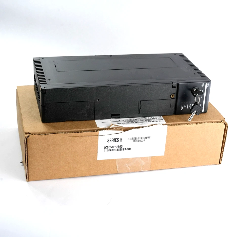 GE Fanuc IC655CPU500G Ge Séries 5 CPU Processeur IC655CPU W/ Clé - Ouvert Boîte - Photo 1/4