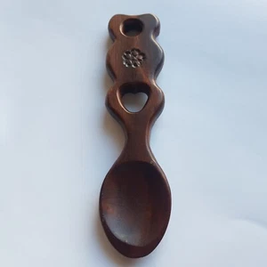 Cuchara de amor galesa madera arte tradicional hecha a mano 17 cm Gales lovespoon vintage - Imagen 1 de 16