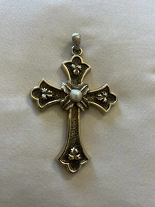 Vintage Sarah Coventry 1975 Cross Limited Edition Pendant faux pearl 3.75 in - Picture 1 of 3