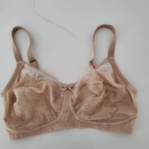 Reggiseno sottofilo Wacoal taglia 36D nuovo senza etichette pizzo senza imbottitura - Foto 1 di 6