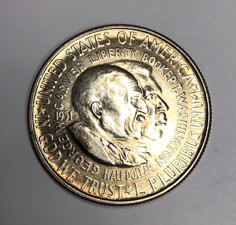 1951-P Booker T. Washington & George W Carver HALF DOLLAR 90% SILVER COIN 🇺🇸 - Image 1 of 4