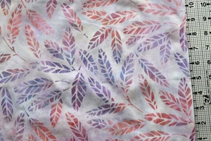 Purple, peach feathers BATIK on purplish pink  cotton quilt fabric  FQ Lunn - Picture 1 of 2
