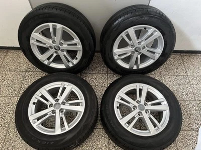 Audi 17 Zoll Felgen 83A 601 025 F - 215/65 R17 99 V Sommerreifen - Bild 1 von 4