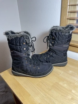 Columbia Mujer |9| Bota de Invierno Impermeable Forrada de Piel Sintética Acolchada Minx IV Negra Foto 1 de 4