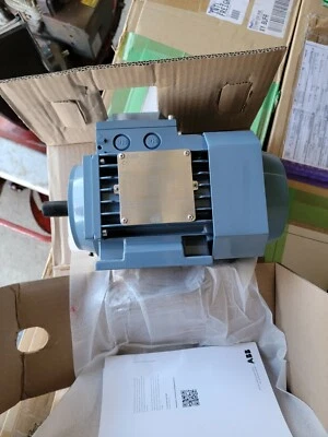 MARCO DE ALUMINIO ABBr MOTOR DE BAJA TENSIÓN M3AA80ME4 3GAA082350-PREGUNTAR NOS Foto 1 de 4