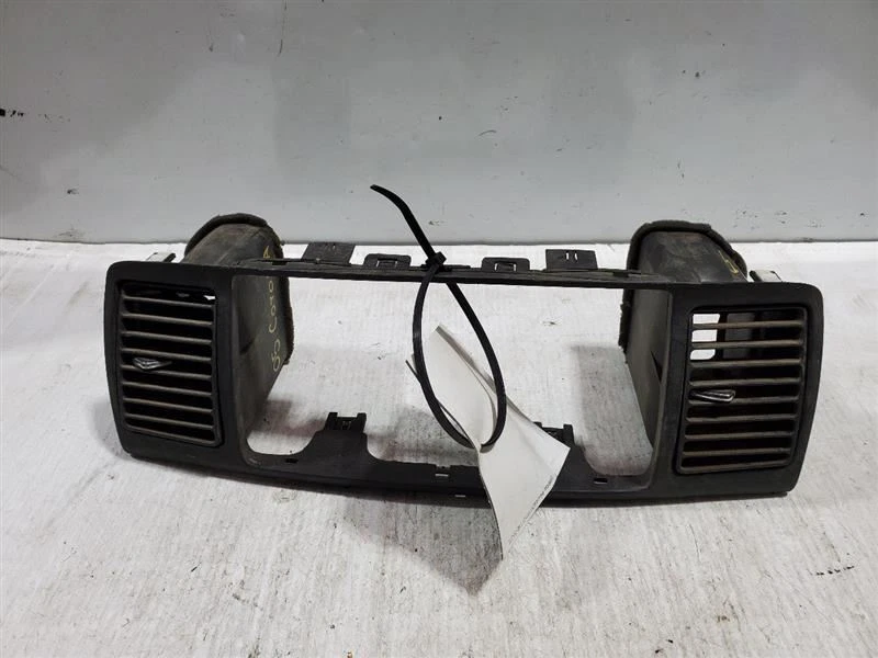 Panel de ventilación de aire de salida de aire de tablero central para Toyota Corolla 2003-2008 Foto 1 de 3