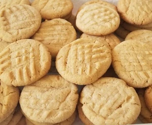 Frische hausgemachte Erdnussbutterkekse in Zucker gerollt - 15 Kekse - Bild 1 von 4