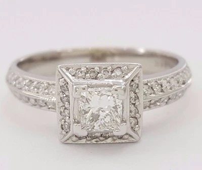 0.81 ct 14K White Gold Princess Cut Diamond Halo Engagement Ring 3.2 Grams - Image 1 of 4