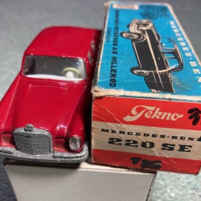 TEKNO MERCEDES BENZ 220 SE No. 726 ORIGINAL BOX  VINTAGE CAR DENMARK - Image 1 of 4