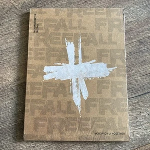 The Name Chapter: FREEFALL - TOMORROW X TOGETHER CD - Foto 1 di 3