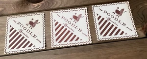 Lote de Posavasos de Bebida Vintage Poodle Room (3) - Papel Publicitario Logo Raro - Imagen 1 de 2