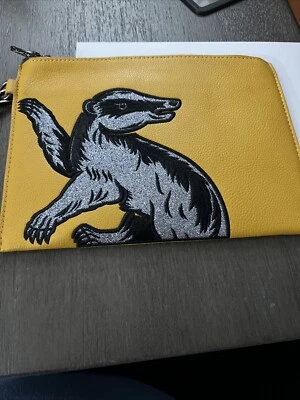 Harry Potter Danielle Nicole Hufflepuff Cartera/Bolso de Maquillaje/Bolso de Mano Foto 1 de 4