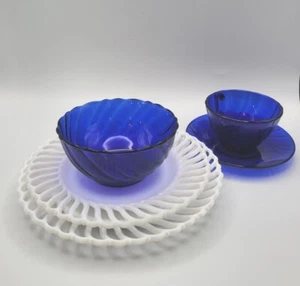 Lace Running S Rim White Milk Glass Dinner Plate 8in • Enhance Your Table! S/4 - Picture 1 of 11
