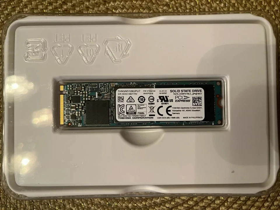 Toshiba THNSN5128GPU7 128Gb XG3 PCIe NVMe 2280 M.2 SSD Solid State Drive  - Image 1 of 1