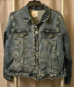 Torrid kurze blaue Jeansjacke mit Knopfleiste Damen Größe 0 - Bild 1 von 9