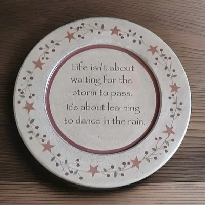 Placa Barbara Lloyd Country Hearthside Collection "To Dance in the Rain" 9,75" Foto 1 de 4