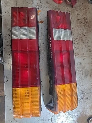 Luces traseras Facelift MK2 Ford Granada Foto 1 de 2