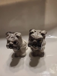 Vintage English Bulldog Salt & Pepper Shakers Japan - Picture 1 of 4